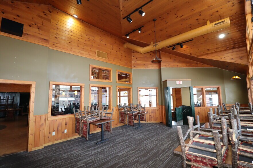 More Photos Of 30580 Hwy 2, Ashland General Retail For Lease