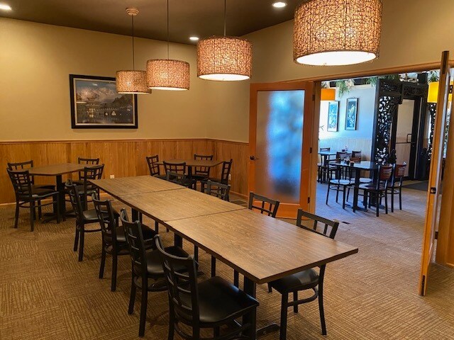 More Photos Of 162 N 6th St, Lander Specialty For Sale