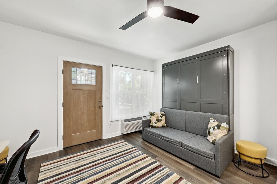 More Photos Of 2802 Whitis Ave, Austin Apartments For Sale