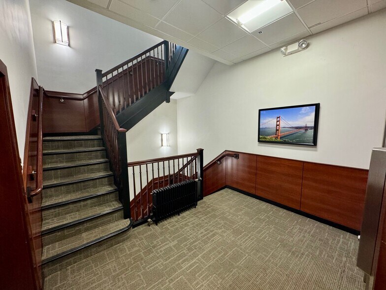 More Photos Of 8-12 N Main St, West Hartford Medical For Lease