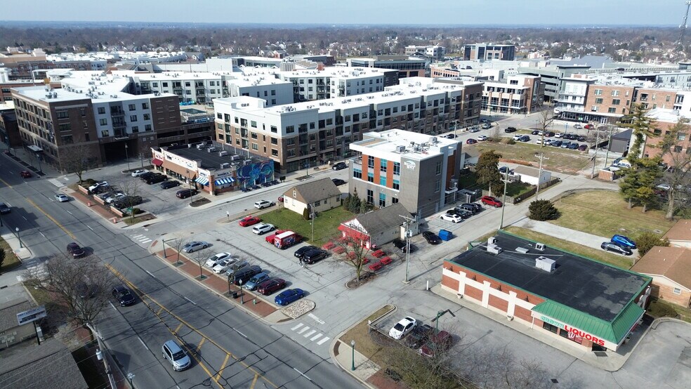 More Photos Of 11634 Maple St, Fishers Office For Sale