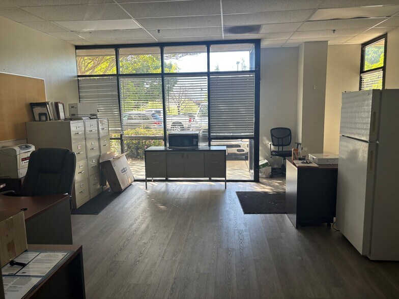 More Photos Of 2345 Huntington Dr, Fairfield Warehouse For Lease