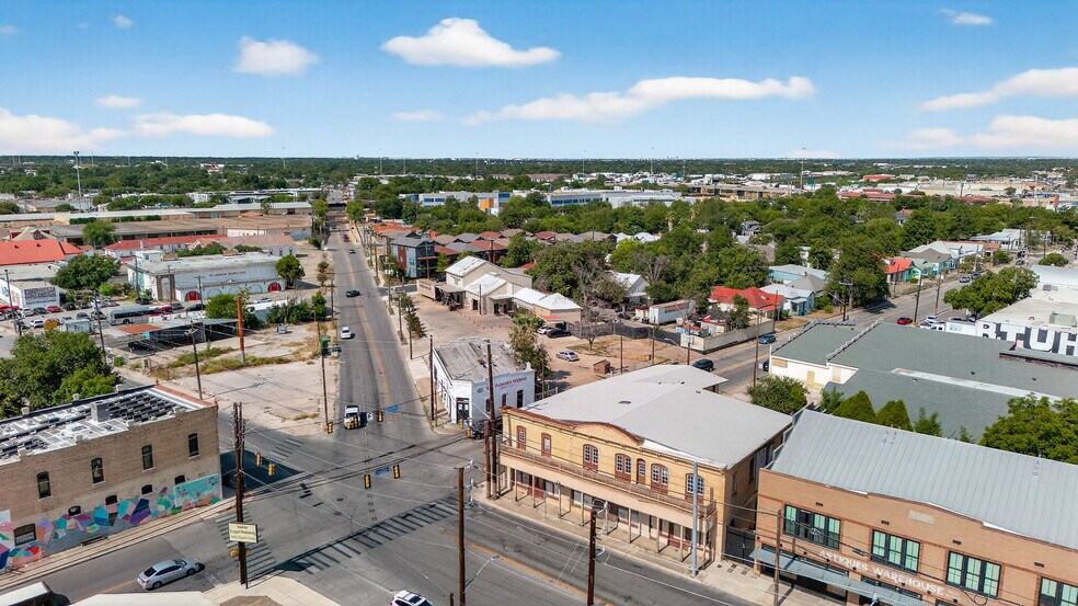 More Photos Of 1425 S Flores St, San Antonio General Retail For Sale