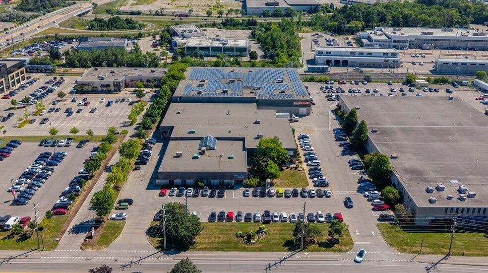 More Photos Of 560 Parkside Dr, Waterloo Warehouse For Lease