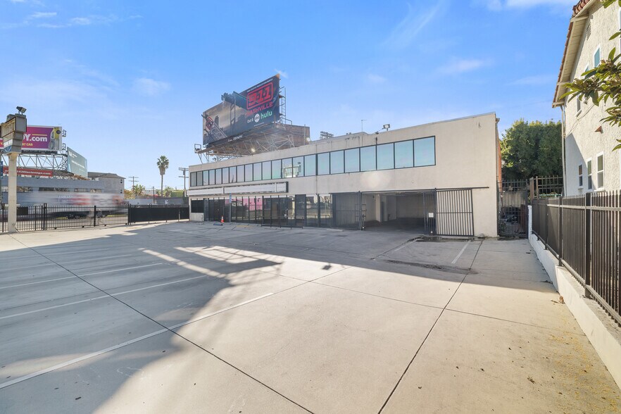 More Photos Of 1435 S La Cienega Blvd, Los Angeles Storefront Retail Office For Lease