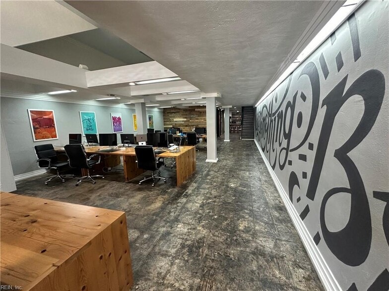 More Photos Of 211 W Freemason St, Norfolk Office Residential For Lease