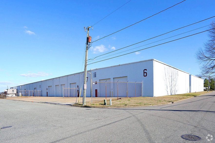 More Photos Of 814 Maxwell Dr, Hampton Manufacturing For Lease
