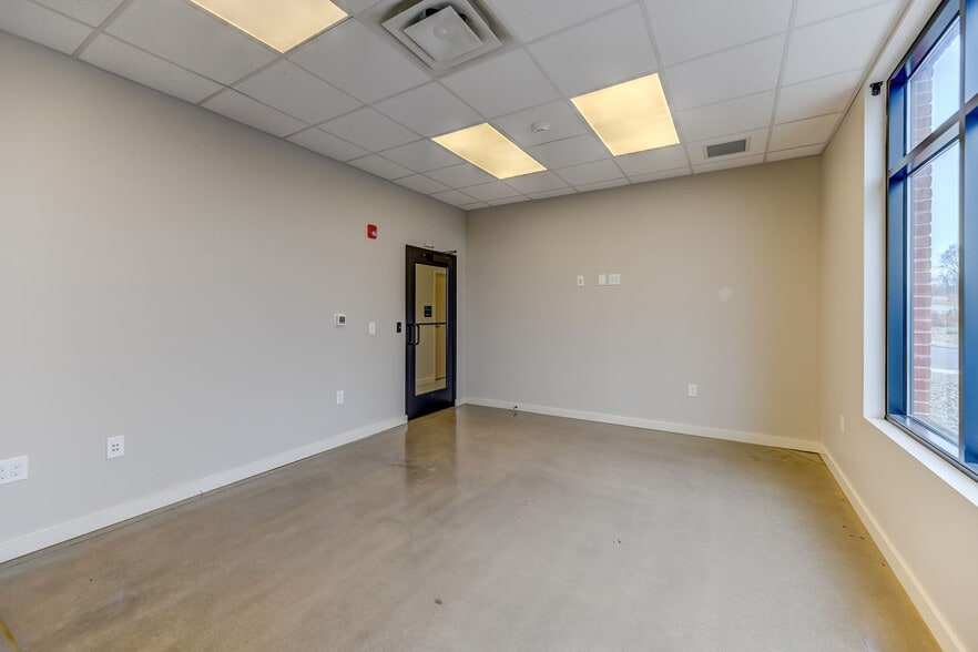 More Photos Of 1025 Alliance Park Dr, Bloomsburg Office For Lease