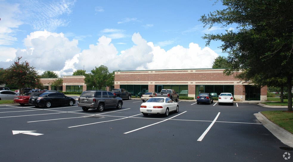 More Photos Of 350 Corporate Way, Orange Park Unknown For Lease