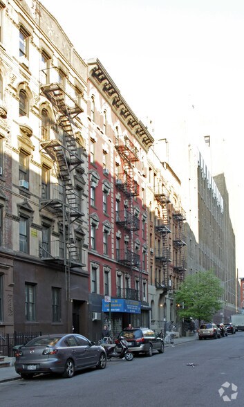 More Photos Of 334-336 E 13th St, New York Apartments For Lease