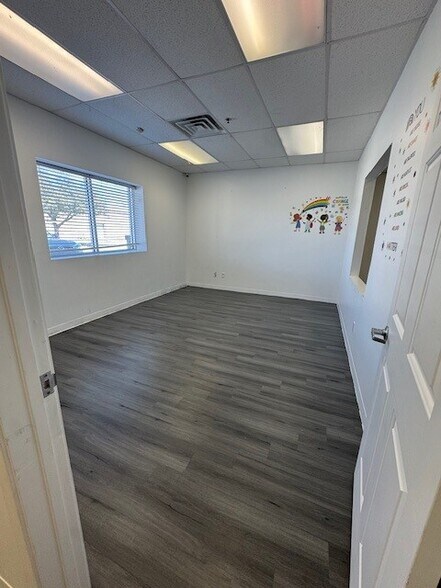 More Photos Of 11701 Hero Way W, Leander Schools For Lease