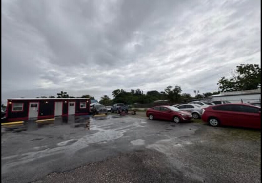More Photos Of 575 N US Highway 17 92, Longwood General Retail For Sale