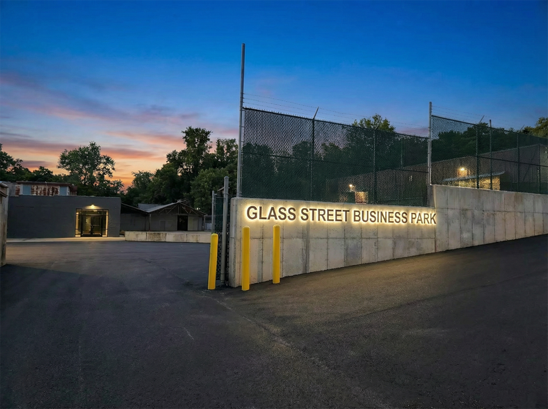 More Photos Of 10830 Glass St, North Huntingdon Warehouse For Lease