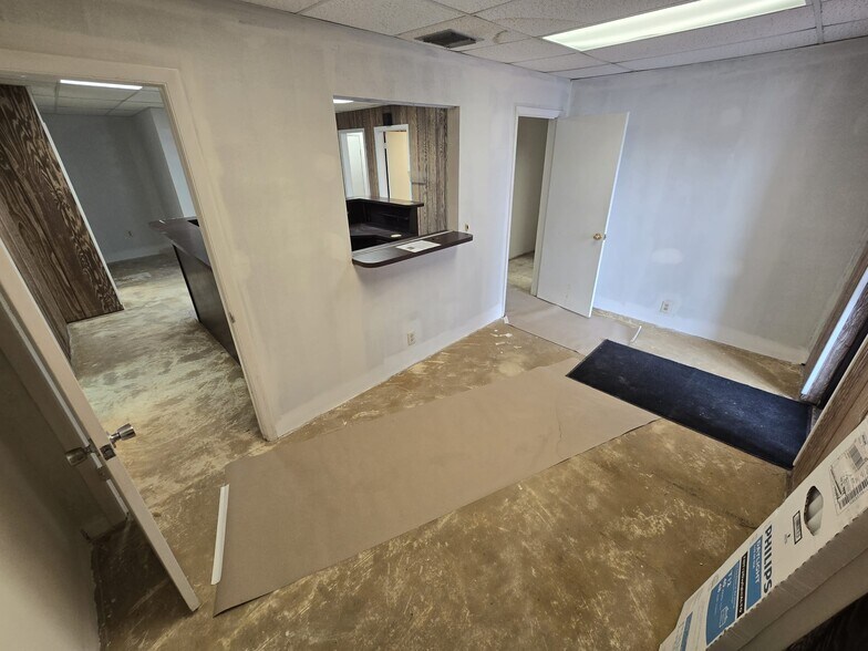 More Photos Of 101 N State Road 7, Margate Office For Lease
