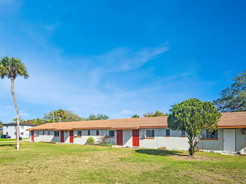 More Photos Of 2222 W South St, Orlando Apartments For Sale