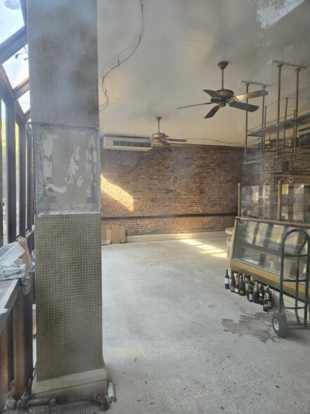 More Photos Of 201 W 83rd St, New York Apartments For Lease