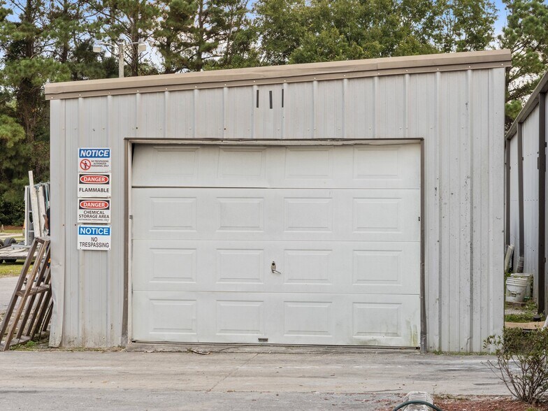 More Photos Of 120 Leslie Ln, Swansboro Industrial For Sale