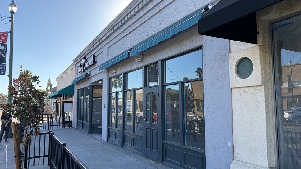 Primary Photo Of 150-154 Grand Ave, Escondido Restaurant For Lease