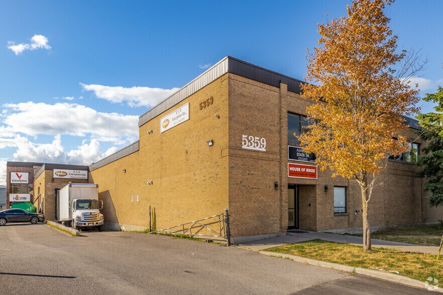 Primary Photo Of 5359 Canotek Rd, Ottawa Light Manufacturing For Sale