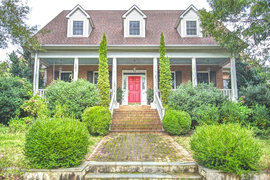 More Photos Of 350 Robin Lake Rd, Duncan Land For Sale