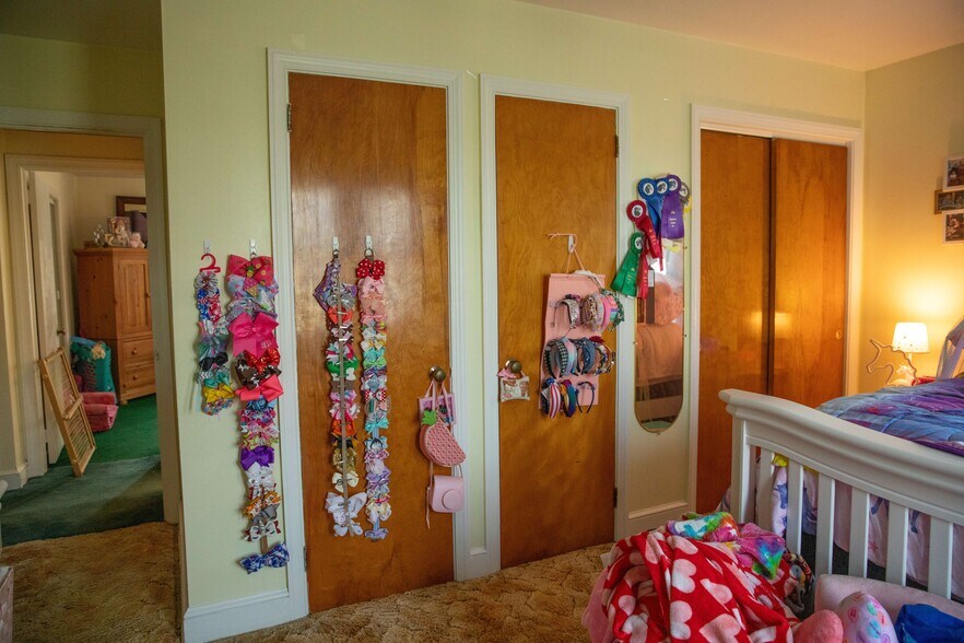 More Photos Of 719 S DuPont Blvd, Milford Flex For Sale