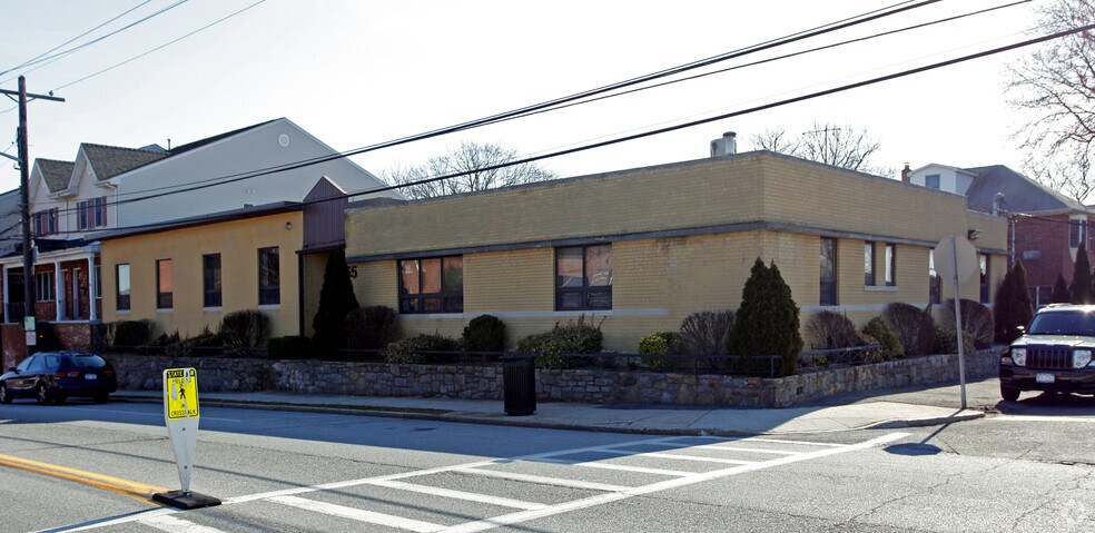 More Photos Of 55 Halstead Ave, Harrison Loft Creative Space For Lease