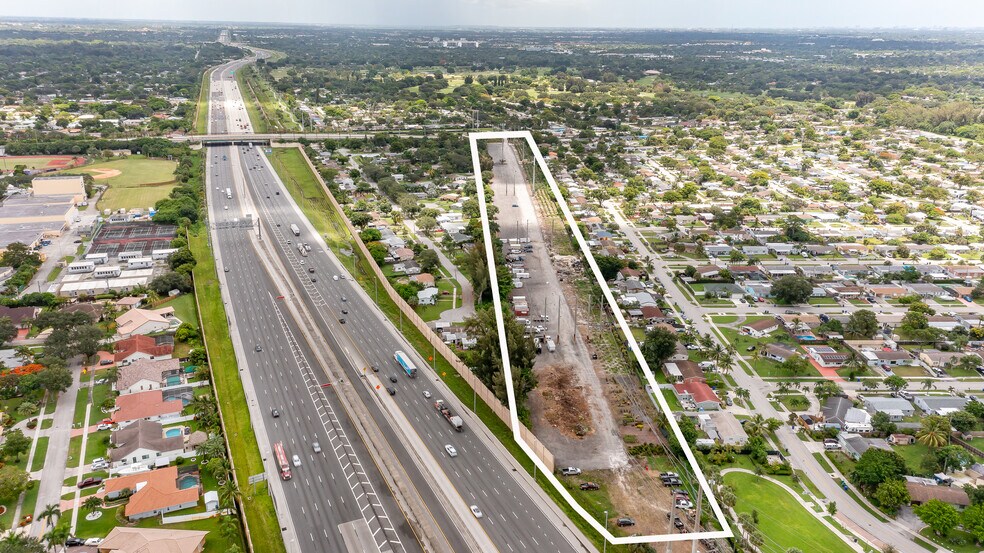 Primary Photo Of 5050 Peters Rd, Plantation Land For Lease
