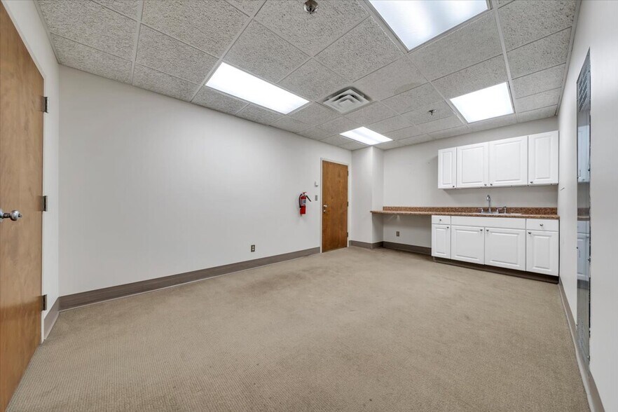More Photos Of 202-204 S Jefferson St SE, Roanoke Office For Sale