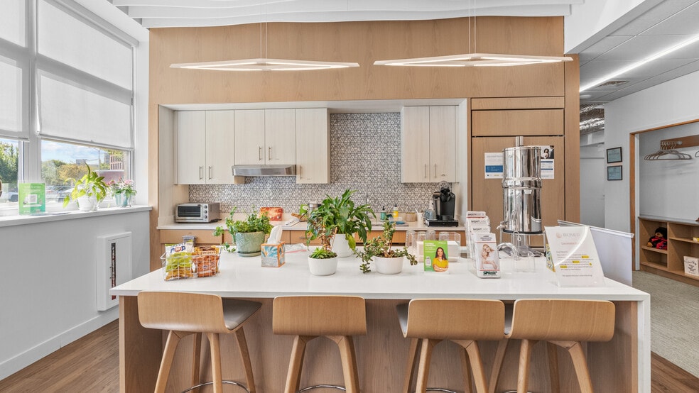 More Photos Of 111 Chestnut St, Providence Office For Lease