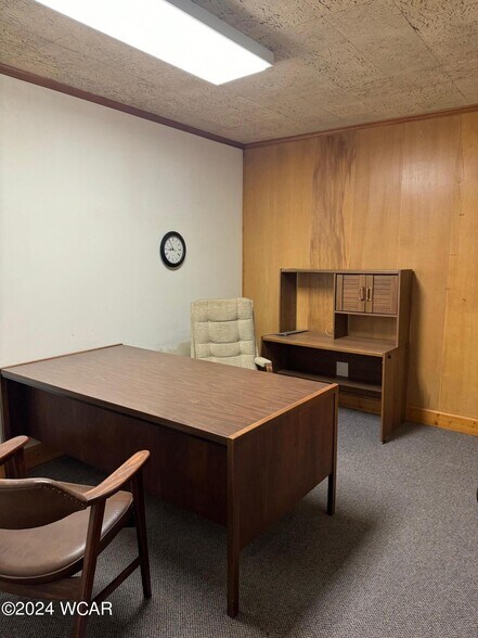 More Photos Of 28 N Main St, Kenton Office For Lease