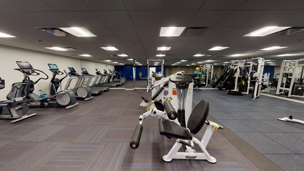 More Photos Of 371 Hoes Ln, Piscataway Office For Sale