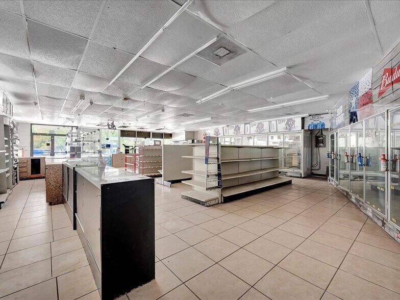 More Photos Of 125 S FM 1194, Lufkin Convenience Store For Sale