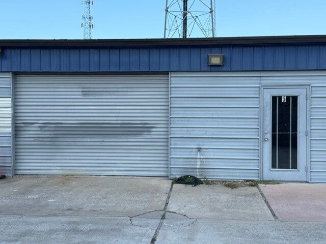 More Photos Of 14 Utility Dr, Palm Coast Industrial For Lease