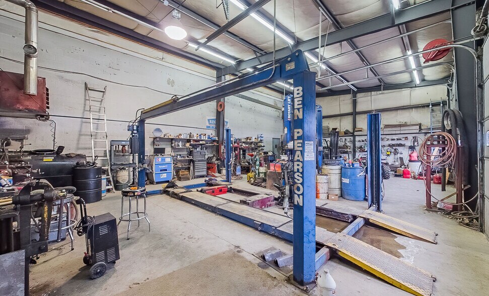 More Photos Of 765 Columbia Blvd, Bloomsburg Auto Repair For Sale