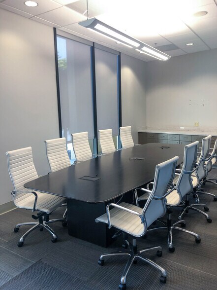 More Photos Of 1 Lower Ragsdale Dr, Monterey Unknown For Lease