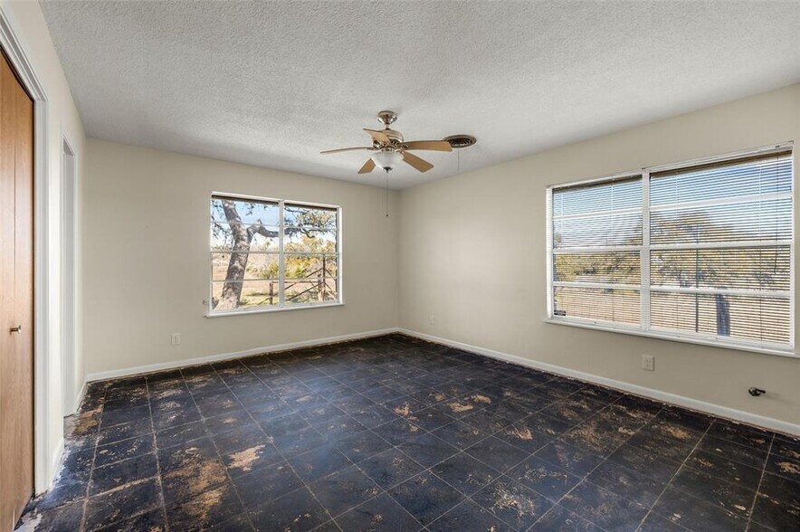 More Photos Of 24503 Ranch Road 12, Dripping Springs Office For Sale