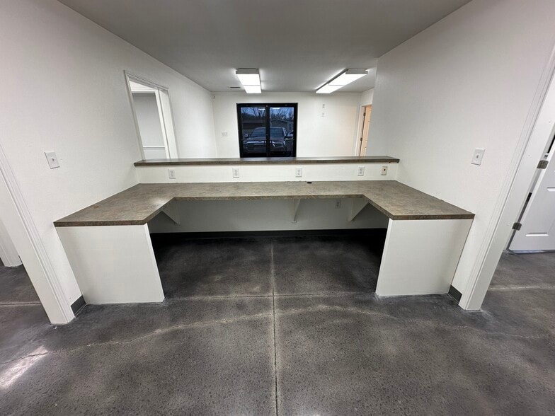 More Photos Of 4190 Highway 64, Plumerville Warehouse For Lease