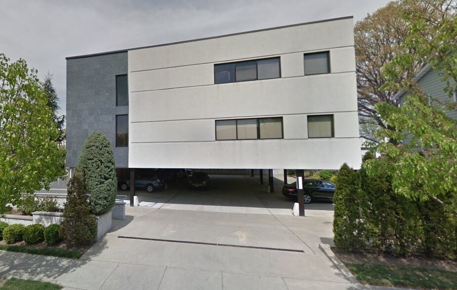 More Photos Of 670 Bergen Blvd, Ridgefield Medical For Sale