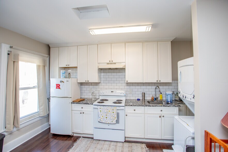 More Photos Of 45 Bridge St, Lambertville Storefront Retail Office For Sale