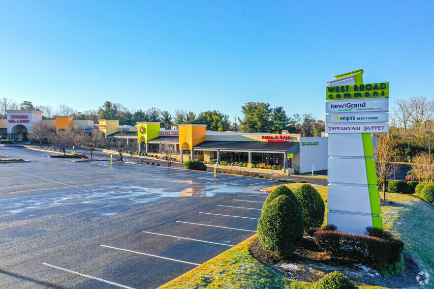 More Photos Of 9031-9051 W Broad St, Richmond General Retail For Lease