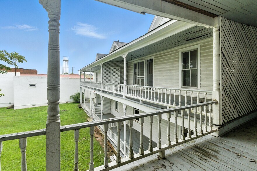 More Photos Of 455 Railroad Ave, Keysville Apartments For Sale