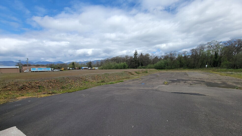 More Photos Of 1 Main Ave, Tillamook Land For Lease