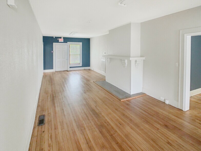 More Photos Of 2415 13th St, Tuscaloosa Office For Lease