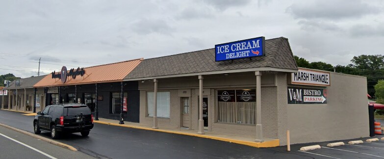 More Photos Of 1711-1733 Marsh Rd, Wilmington Unknown For Lease