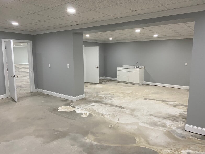 More Photos Of 775 Clairton Blvd, Pittsburgh Freestanding For Sale