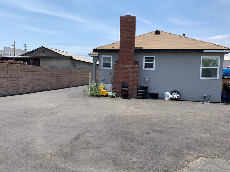 More Photos Of 2446 Durfee Ave, El Monte Freestanding For Sale