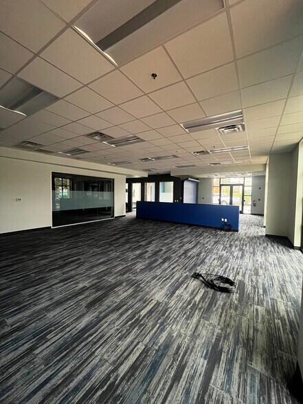 More Photos Of 100 N Dean Rd, Orlando Unknown For Lease