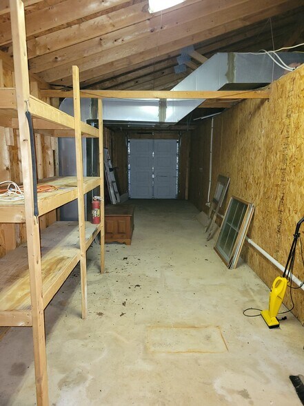 More Photos Of 1110 Hawkins Ave, Sanford Light Manufacturing For Sale