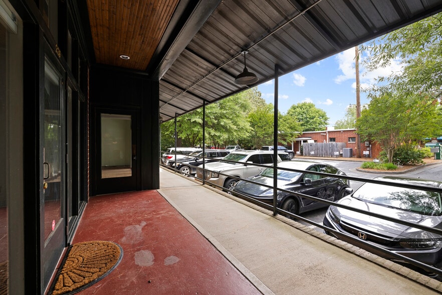 More Photos Of 226 W Washington St, Madison Freestanding For Sale