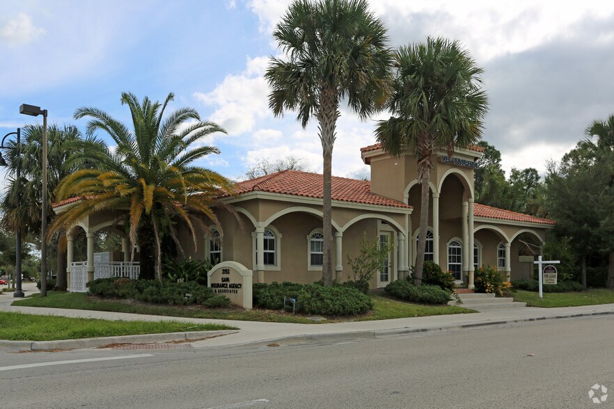 More Photos Of 3193 SE Dixie Hwy, Stuart Office For Sale